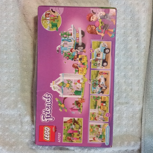 Lego - Picture 3 of 6